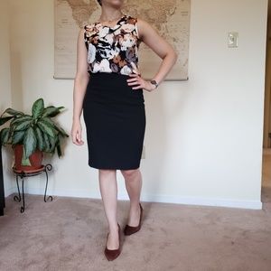 Ann Taylor Suiting - Black Pencil Skirt Size 2P